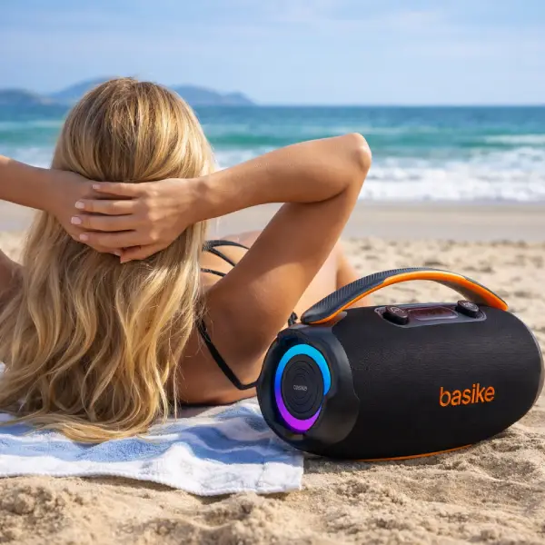 Caixa de som Basike 80W preta com botões de ajuste de graves e agudos.